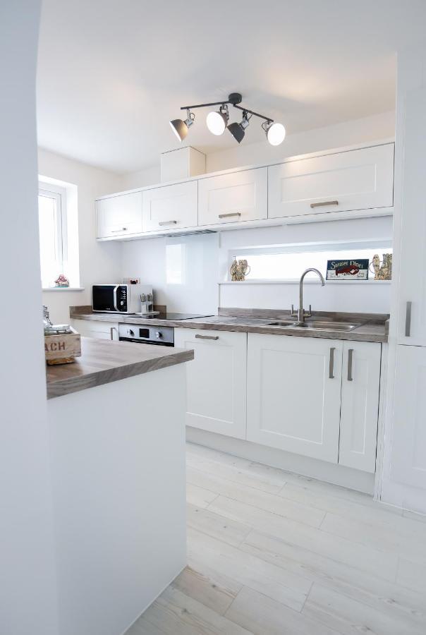 Hightide - Bracklesham Bay Apartment Chichester Exterior photo
